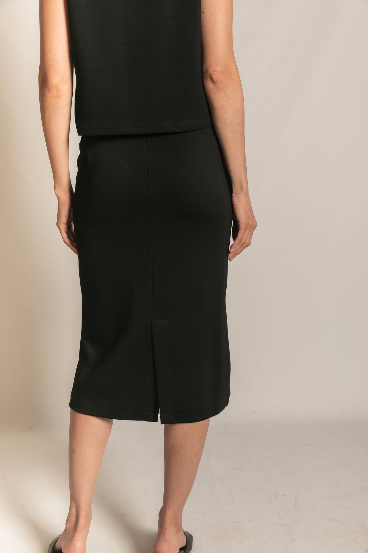 Modal Back Slit Pencil Skirt