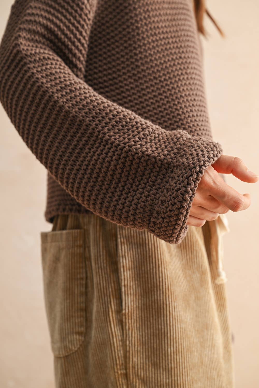 Round Neck Textured Sweater