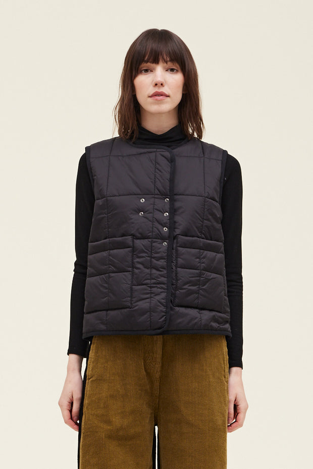 Slim Line Quilted Vest