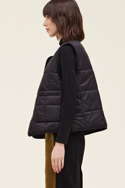 Slim Line Quilted Vest