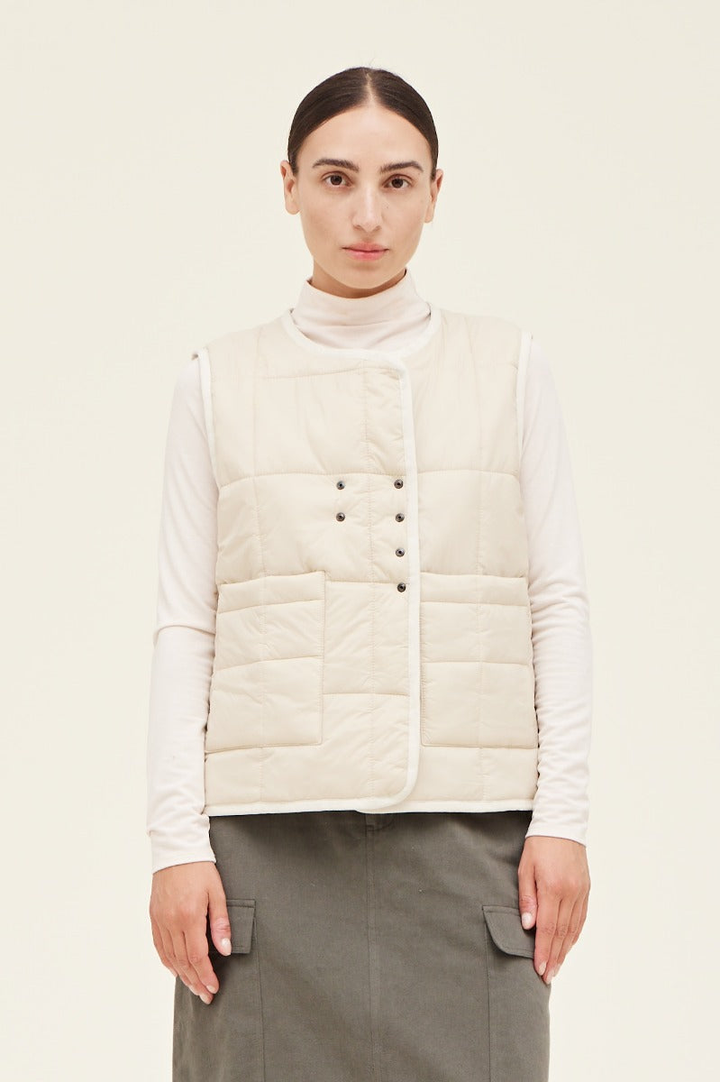 Slim Line Quilted Vest