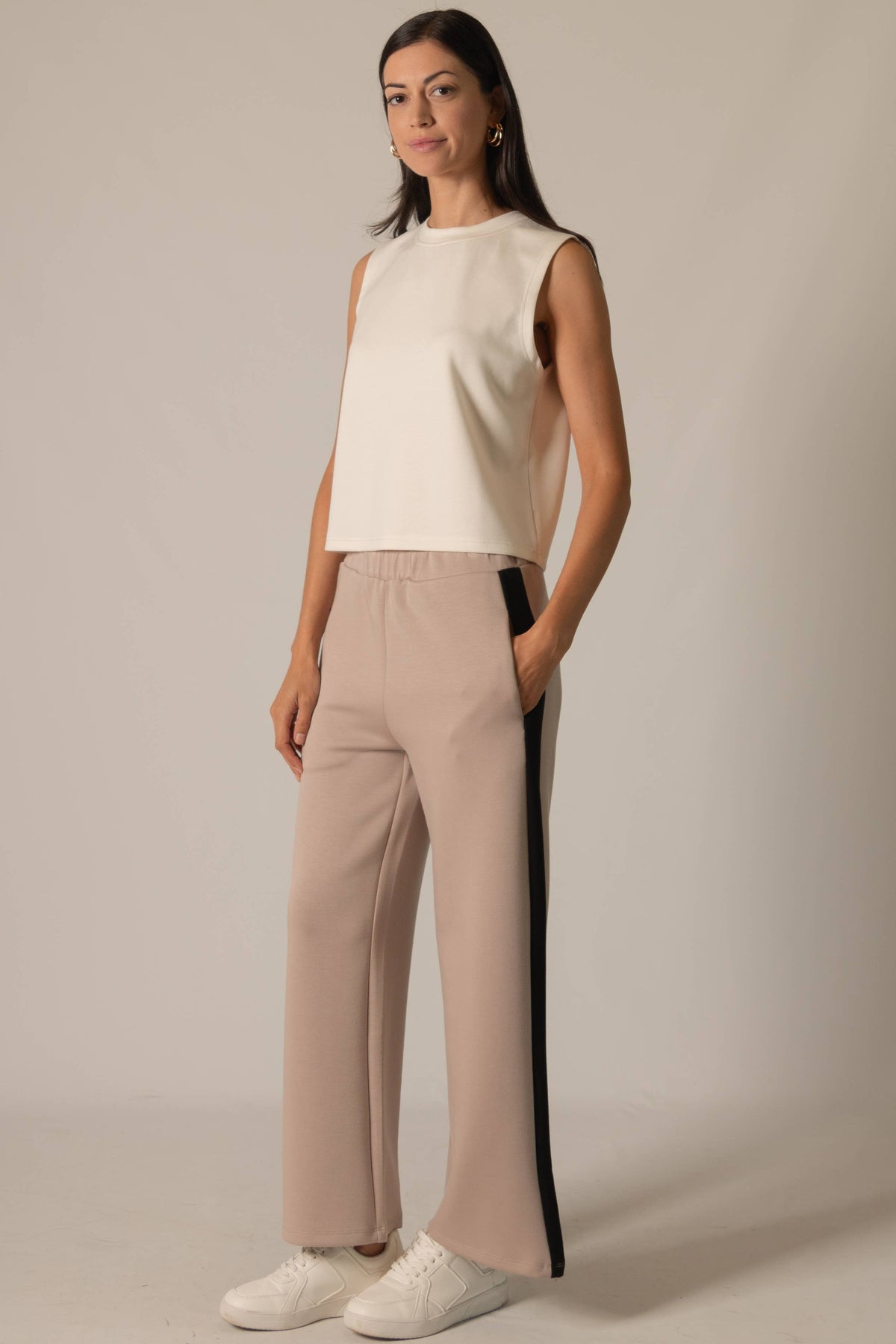 Modal Round Neck Sleeveless Top